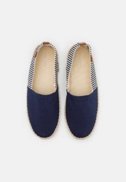 Pier One UNISEX - Espadryle - Dark Blue 9 Pier One UNISEX - Espadryle - Dark Blue -Dyskont Obuwniczy 0784899d722a49018258d9b6b1e944ba