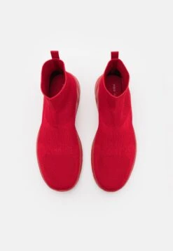 Pier One Sneakersy Wysokie - Red -Dyskont Obuwniczy 16fda16a820a405a9415992e20ba7a26