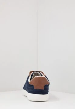 Pier One UNISEX - Sneakersy Niskie - Dark Blue 9 Pier One UNISEX - Sneakersy Niskie - Dark Blue -Dyskont Obuwniczy 1ac6e250906f4bbdbe8f2d4b585d53ea