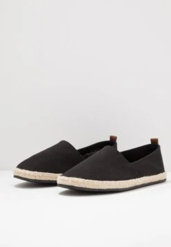 Pier One RENA ESPADRILLE UNISEX - Espadryle - Black 11 Pier One RENA ESPADRILLE UNISEX - Espadryle - Black -Dyskont Obuwniczy 1ea4f3d1f80940c7bbbe0c0947ca4c31