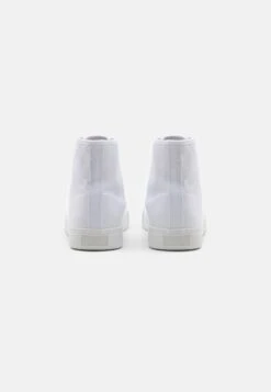 Pier One UNISEX - Sneakersy Wysokie - White 10 Pier One UNISEX - Sneakersy Wysokie - White -Dyskont Obuwniczy 2d176348cbbb4c639d496ec4ebd6e79c
