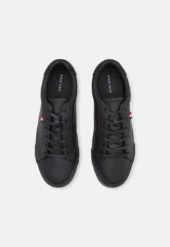 Pier One UNISEX - Sneakersy Niskie - Black 11 Pier One UNISEX - Sneakersy Niskie - Black -Dyskont Obuwniczy 3373b81dbbea42b3a3cf1476f6dea27d