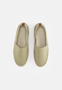 Pier One RENA ESPADRILLE UNISEX - Espadryle - Olive 9 Pier One RENA ESPADRILLE UNISEX - Espadryle - Olive -Dyskont Obuwniczy 37f61750ec004994b62ae6ddcfad1a43