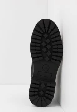 Pier One UNISEX - Botki - Black -Dyskont Obuwniczy 3cdd5d0e98464557b3e6ff10c0d3bf9c