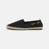 Pier One Espadryle - Black 1 Pier One Espadryle - Black -Dyskont Obuwniczy 5b78fe1caa324994be59183291dce702