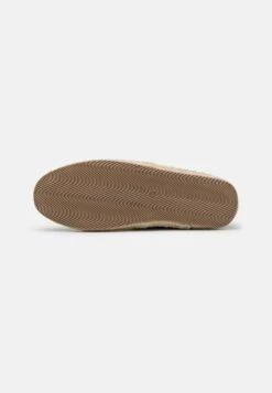 Pier One UNISEX - Espadryle - Dark Grey 10 Pier One UNISEX - Espadryle - Dark Grey -Dyskont Obuwniczy 71863cc99e4e45aaa2e0b88af2a0a347