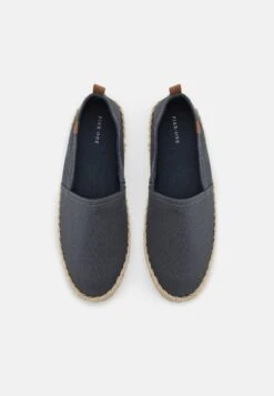 Pier One UNISEX - Espadryle - Dark Grey 9 Pier One UNISEX - Espadryle - Dark Grey -Dyskont Obuwniczy 78088d294b5a42328779bc35d556eee2