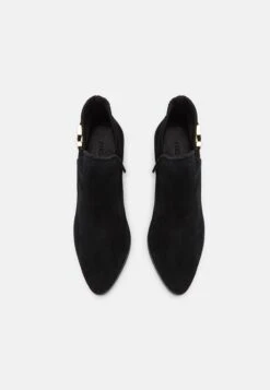 Pier One LEATHER - Botki - Black -Dyskont Obuwniczy ac0e8a9e2f444ed7b2bb2294947141ff