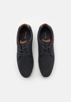 Pier One Sznurowane Obuwie Sportowe - Dark Blue/white 11 Pier One Sznurowane Obuwie Sportowe - Dark Blue/white -Dyskont Obuwniczy b1d0e668f2b548d880dbbe0bba984a2b