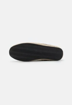 Pier One Espadryle - Black -Dyskont Obuwniczy b9233e76adb544fcb2b923461f13d6c2