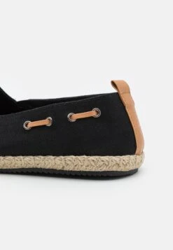Pier One Espadryle - Black -Dyskont Obuwniczy d4b998ebadfd449796ca9dc4a9470a53