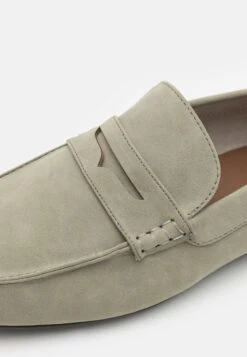 Pier One Półbuty Wsuwane - Green 13 Pier One Półbuty Wsuwane - Green -Dyskont Obuwniczy d68ca3f4aa304019bac1f928e8112e7d