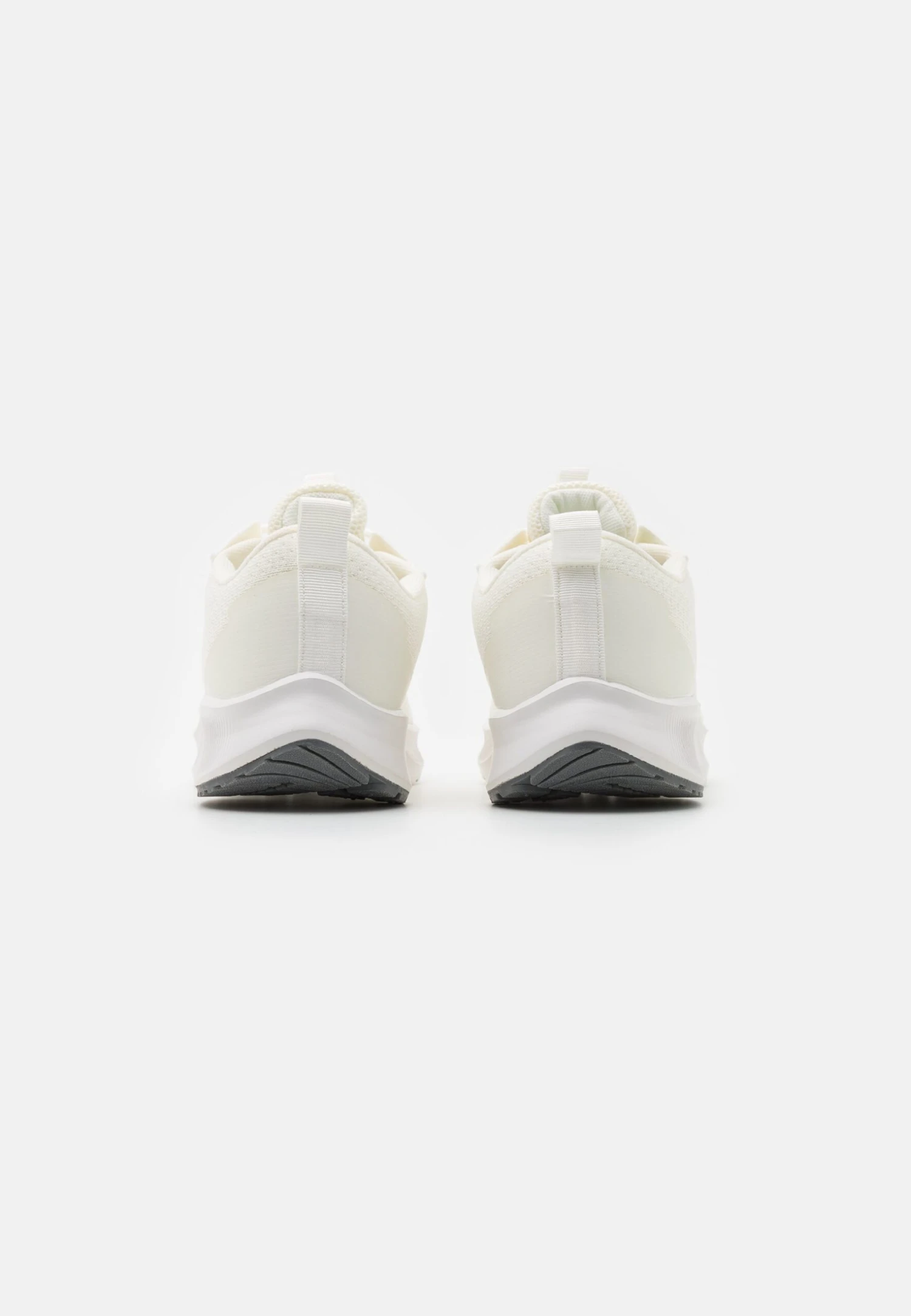 Pier One UNISEX - Sneakersy Niskie - White 5 Pier One UNISEX - Sneakersy Niskie - White - obrazek 3