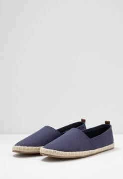 Pier One RENA ESPADRILLE UNISEX - Espadryle - Dark Blue 11 Pier One RENA ESPADRILLE UNISEX - Espadryle - Dark Blue -Dyskont Obuwniczy f7a8b37ea55948659b97ea58c22bd23a